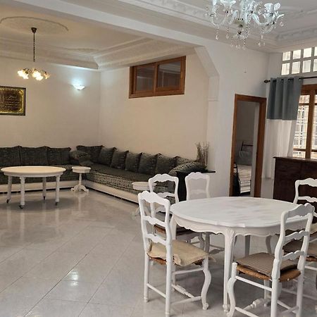 3 Bedrooms In Best Area Of Medina Fes Fez Buitenkant foto