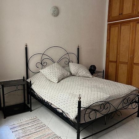 3 Bedrooms In Best Area Of Medina Fes Fez Buitenkant foto