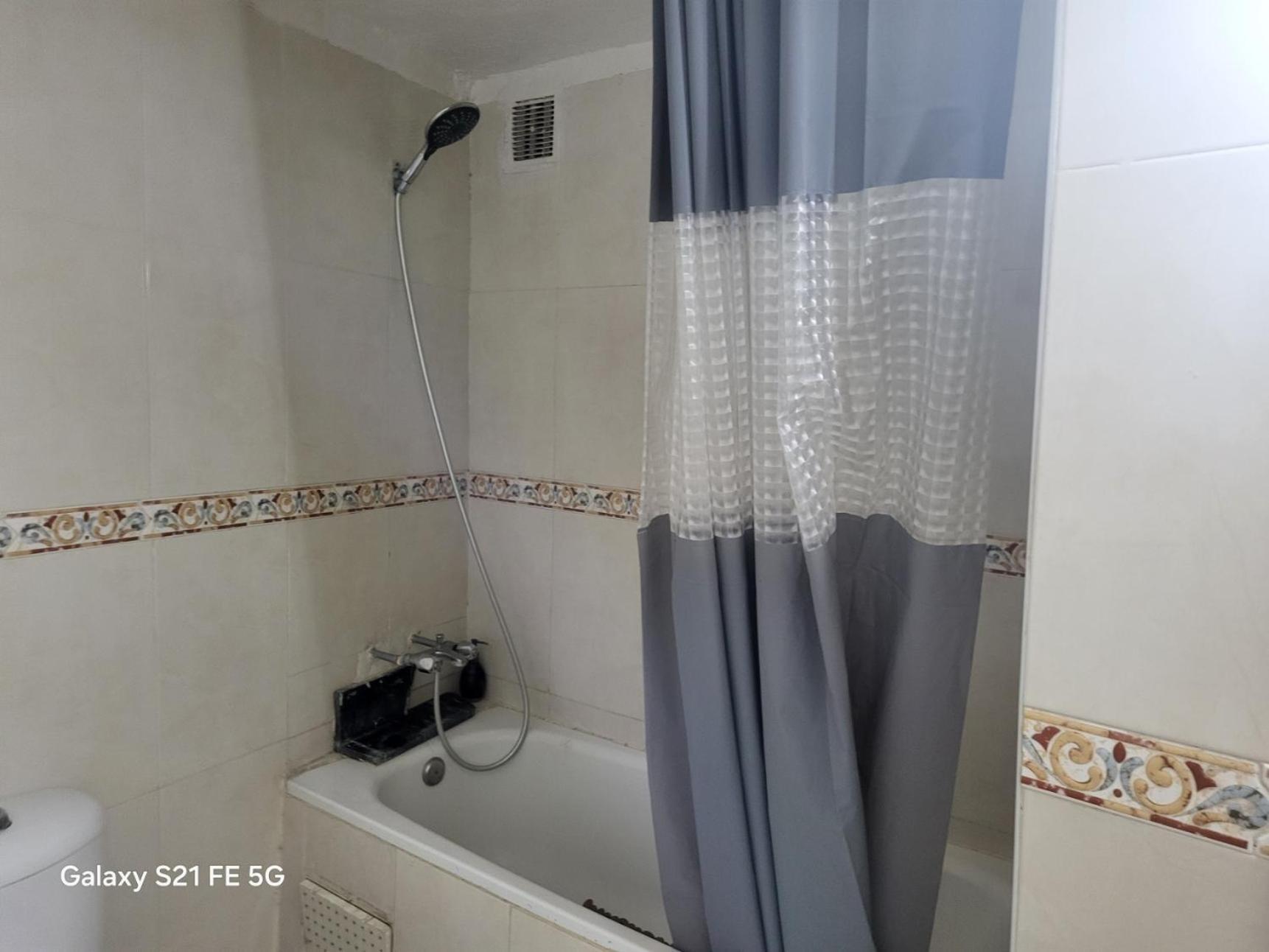 3 Bedrooms In Best Area Of Medina Fes Fez Buitenkant foto