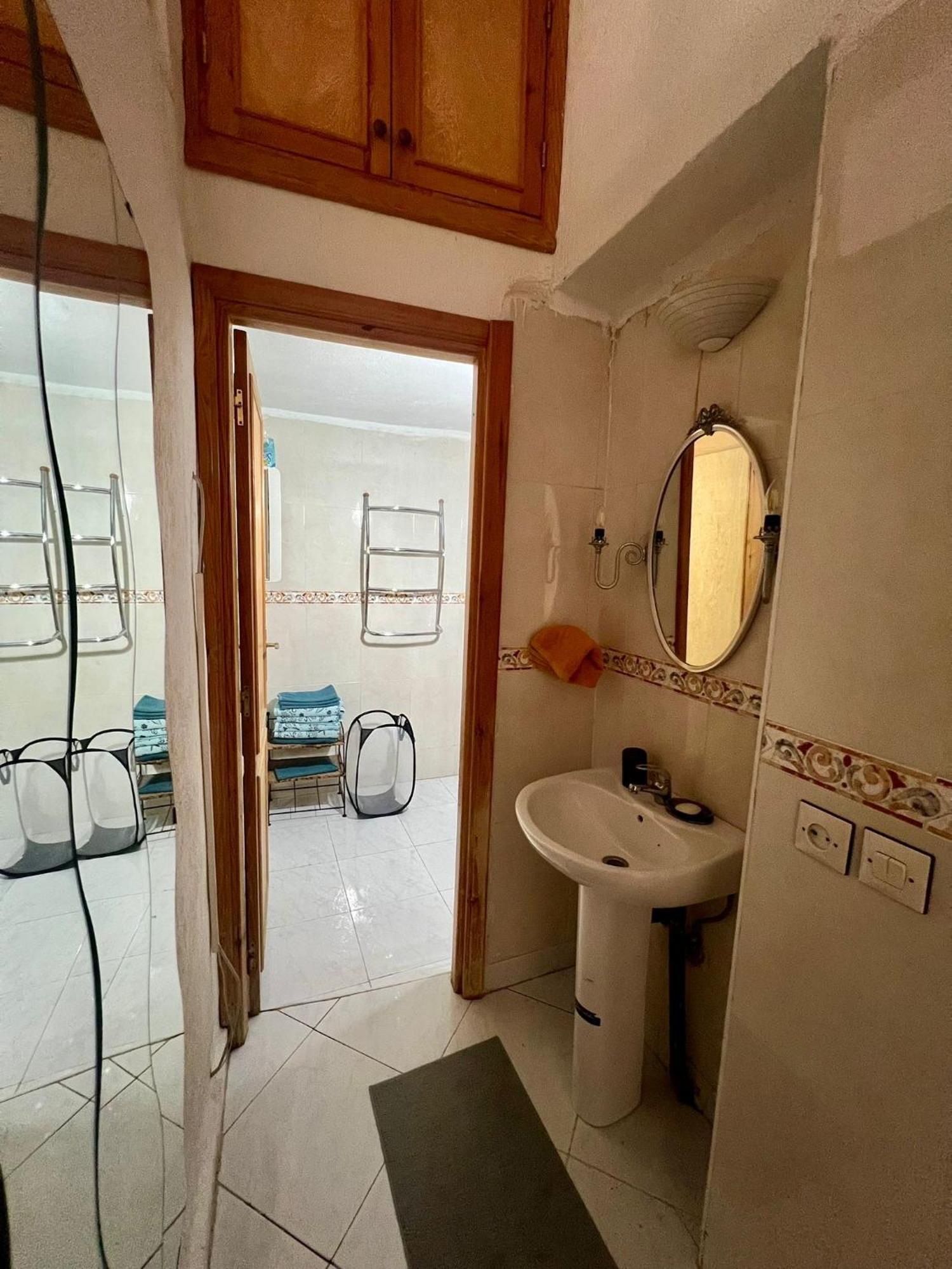 3 Bedrooms In Best Area Of Medina Fes Fez Buitenkant foto