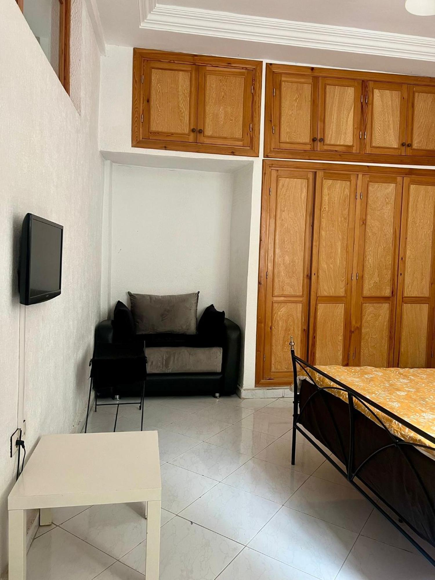 3 Bedrooms In Best Area Of Medina Fes Fez Buitenkant foto