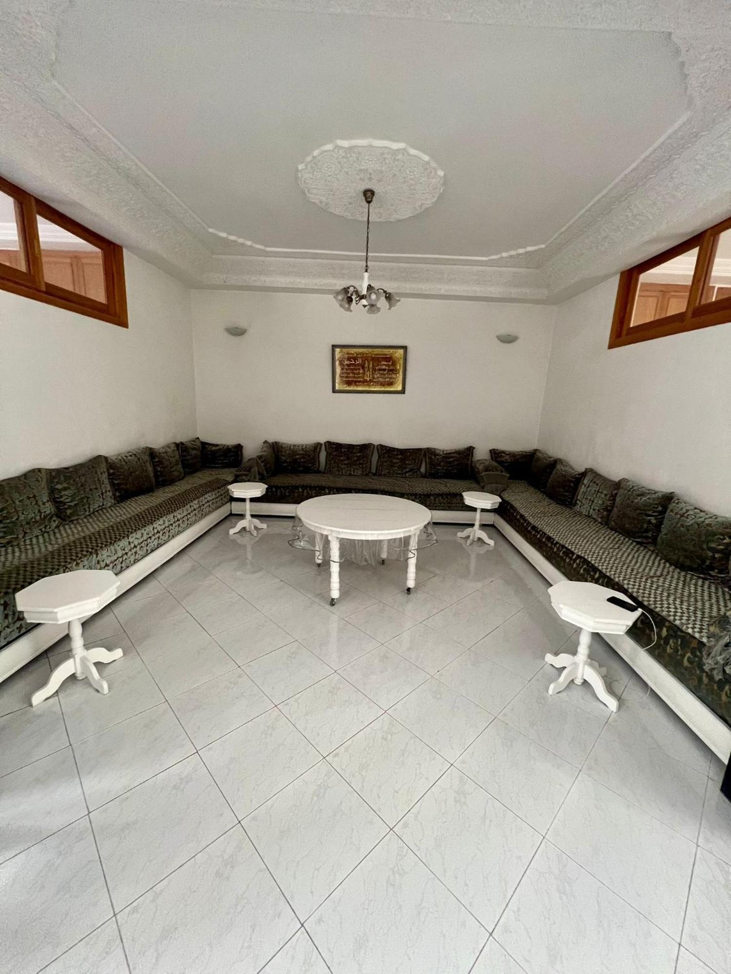 3 Bedrooms In Best Area Of Medina Fes Fez Buitenkant foto
